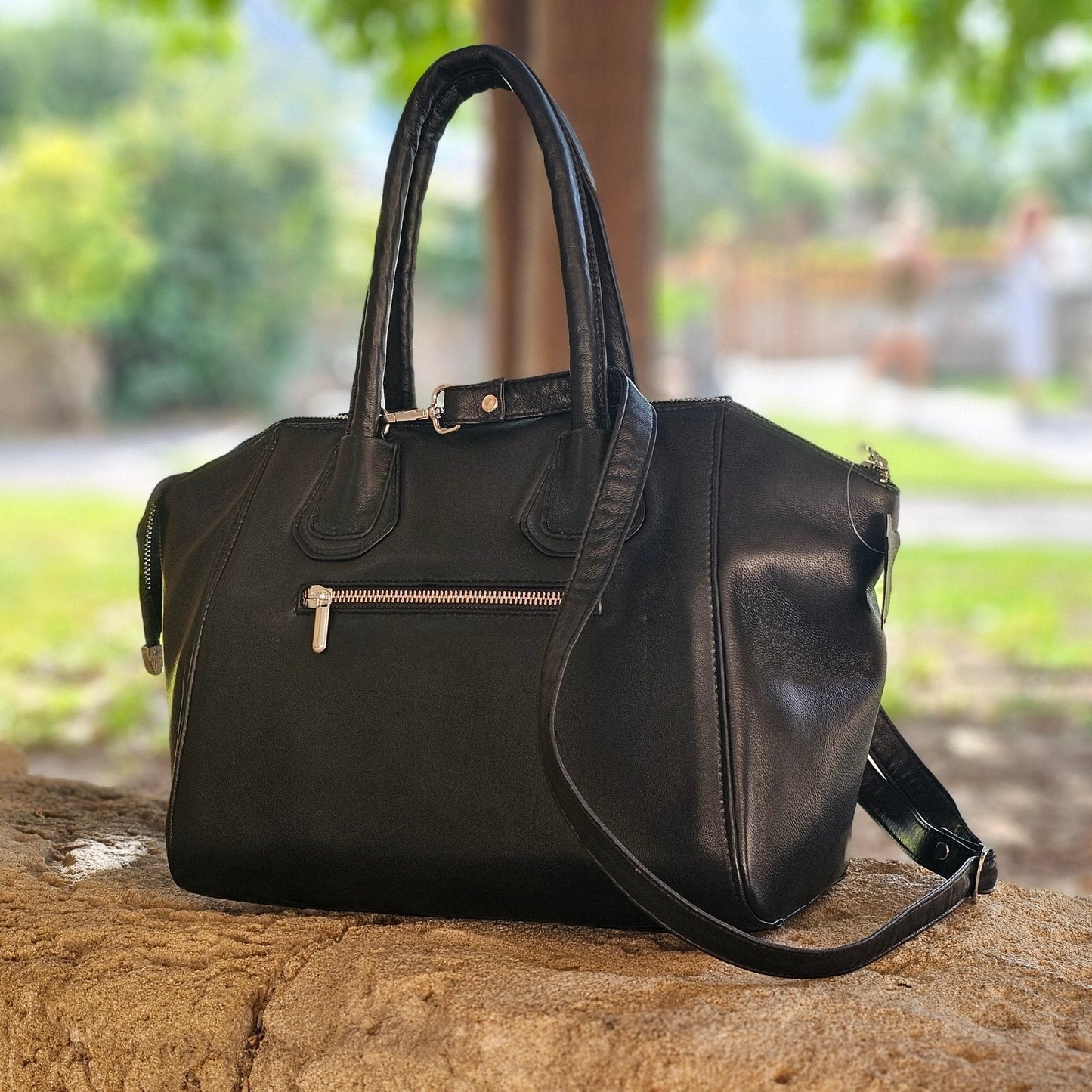Elegant Leather Shoulder & Hand Bag M-I Newage Leather Bags