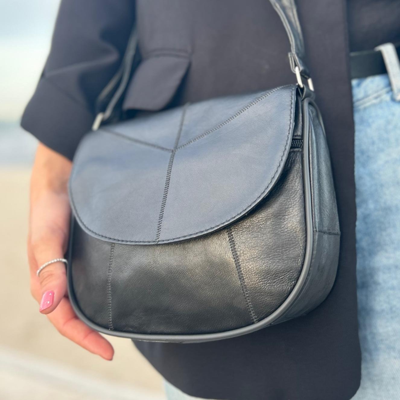 Leather D-Model Shoulder Bag M-I - Newage Leather Bags