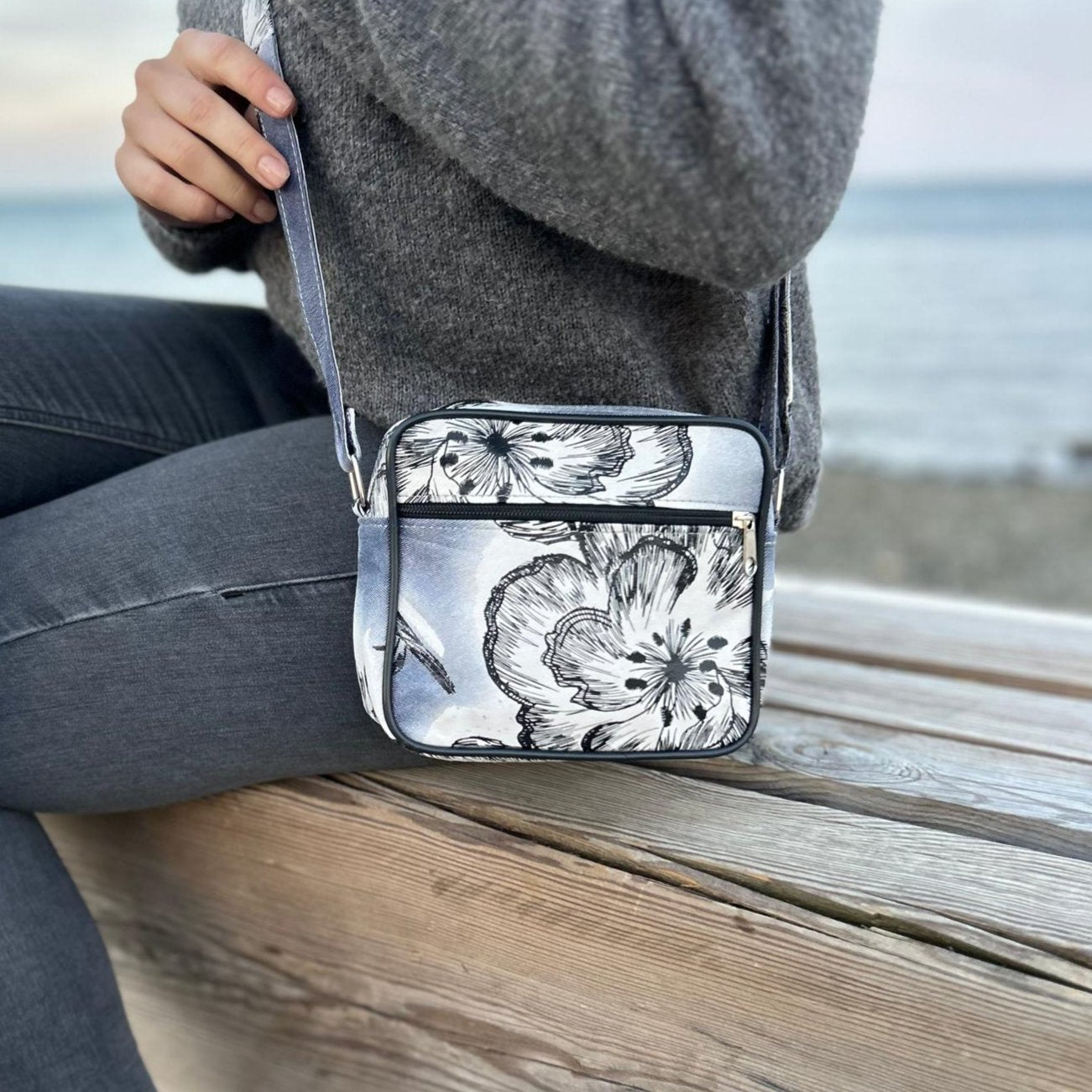 Leather Shoulder Bag Zip-Top M-I - Newage Leather Bags
