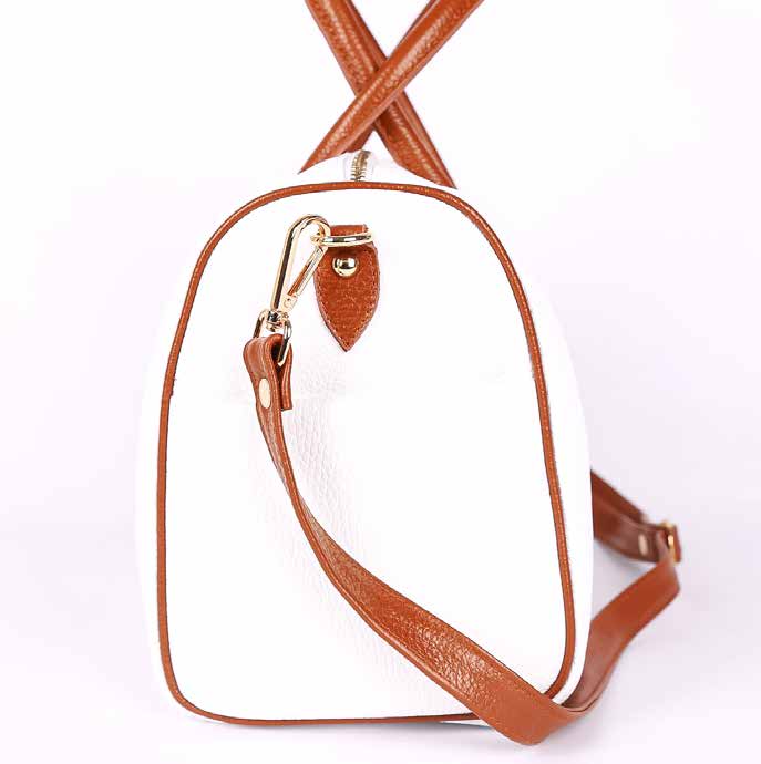 Elegant Leather Weekender Bag M-I Newage Leather Bags